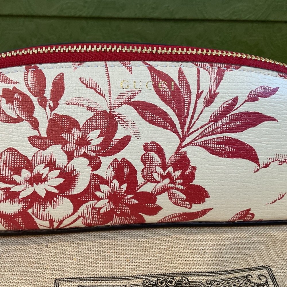 Beautiful New in Box Gucci Flora Herbarium Pouch retail $599 - Picture 10 of 13
